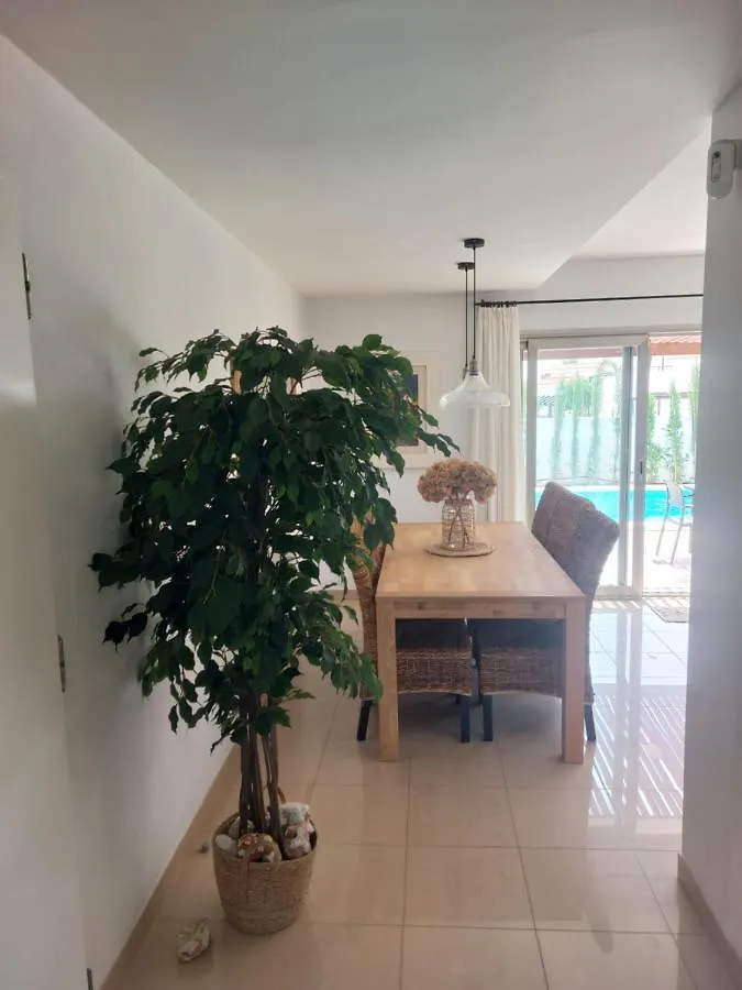 Villa Neva Cala'N Bosch  0*, Cala'N Bosch (Menorca)